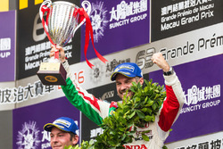 Race winner:Tiago Monteiro