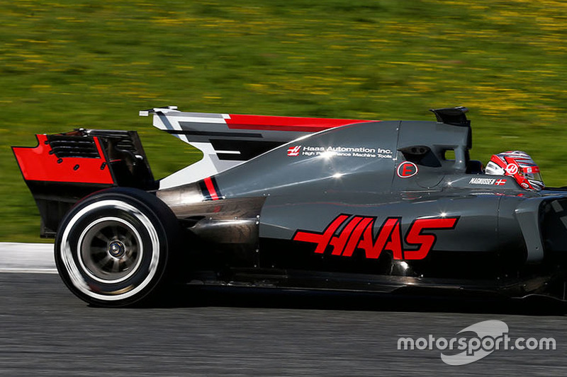 2017: Kevin Magnussen, Haas VF-17 F1 Team