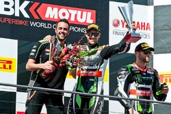 Podium: race winner Jonathan Rea, Kawasaki Racing