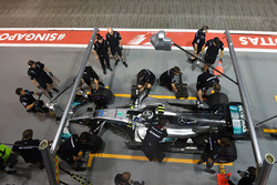 Valtteri Bottas, Mercedes AMG F1 W08 pit stop