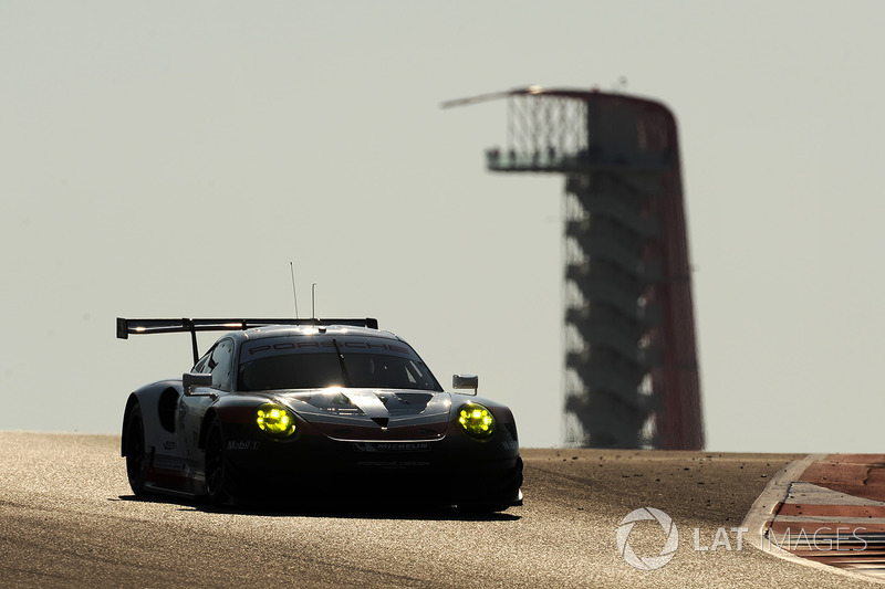 #92 Porsche Team Porsche 911 RSR: Michael Christensen, Kevin Estre