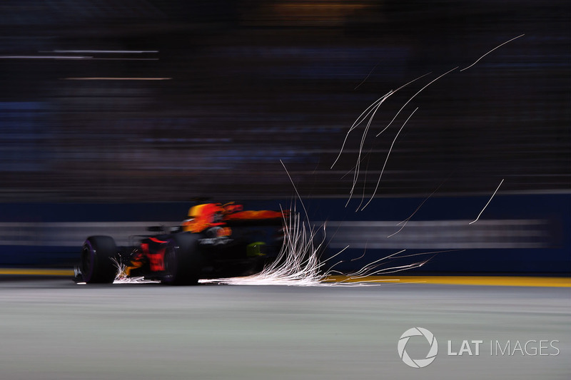 Funkenflug: Daniel Ricciardo, Red Bull Racing RB13