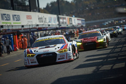 #26 TAISAN SARD FJ AUDI R8, #21 Hitotsuyama Audi R8 LMS