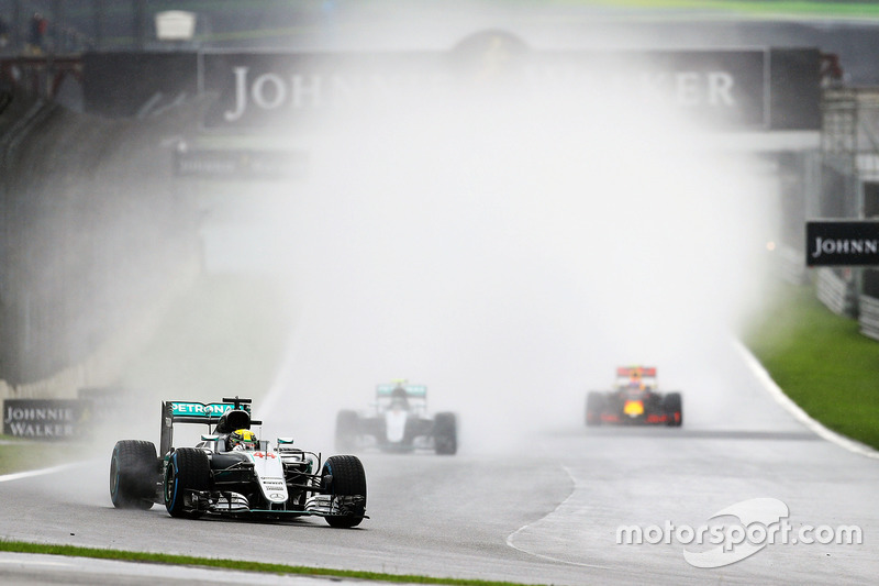 Льюіс Хемілтон, Mercedes AMG F1 W07 Hybrid