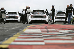 Mattias Ekström, EKS, Audi S1 EKS RX Quattro; Toomas Heikkinen, EKS, Audi S1 EKS RX Quattro; Reinis