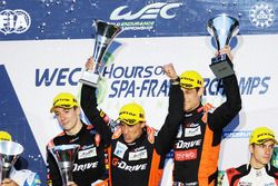 Podium LMP2 : les vainqueurs Roman Rusinov, Pierre Thiriet, Alex Lynn, G-Drive Racing