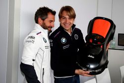 Timo Glock, BMW Team RMG, BMW M4 DTM e Augusto Farfus, BMW Team RMG, BMW M4 DTM con un'automobilina