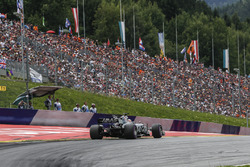 Romain Grosjean, Haas F1 Team VF-17