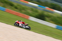 Lorenzo Savadori, Milwaukee Aprilia
