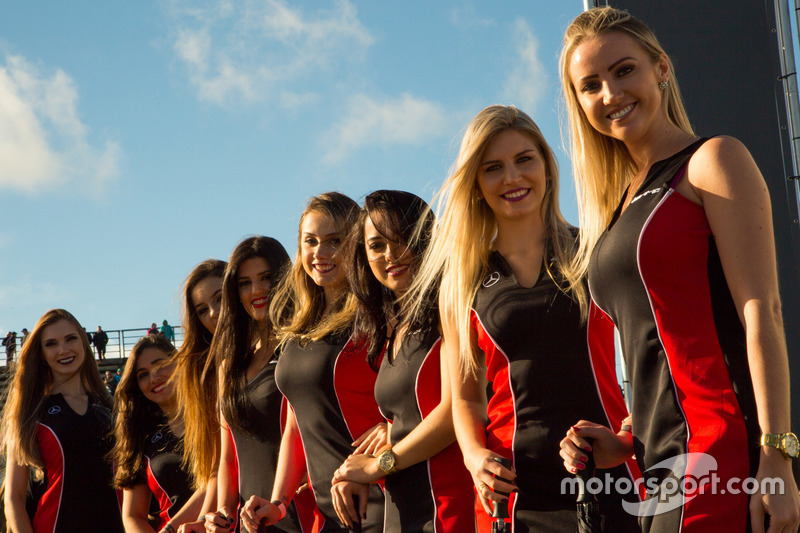 Chicas de la parrilla