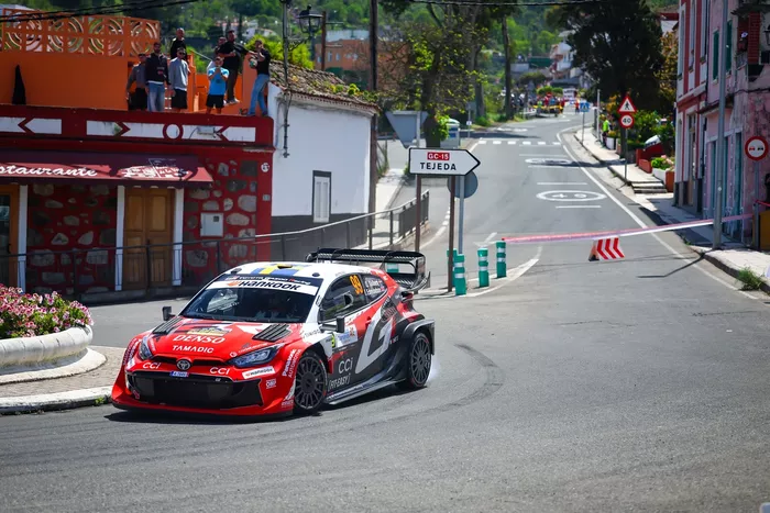 Oliver Solberg, Elliott Edmondson, Toyota Gazoo Racing WRT Toyota GR Yaris Rally1