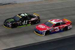 Austin Dillon, Richard Childress Racing Chevrolet, Kurt Busch, Stewart-Haas Racing Chevrolet
