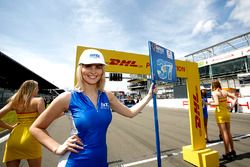 Grid girl of José María López, Citroën World Touring Car Team, Citroën C-Elysée WTCC