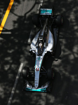 Lewis Hamilton, Mercedes AMG F1 W07 Hybrid