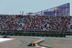 Daniil Kvyat, Red Bull Racing RB12