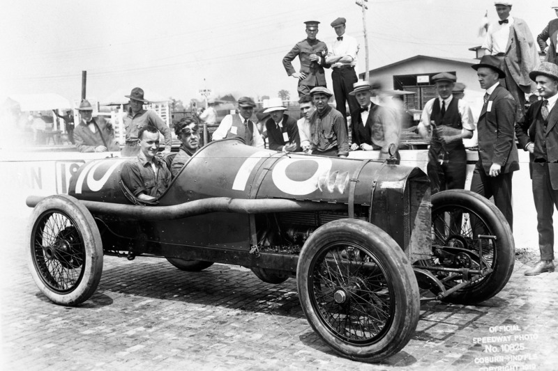 1921: Tommy Milton