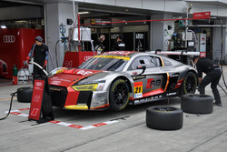 #21 Audi Team Hitotsuyama Audi R8 LMS: Richard Lyons, Tomonobu Fujii