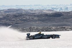 Di Grassi pilota un Fórmula E en el Ártico