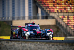 #8 Audi Sport Team Joest Audi R18: Lucas di Grassi, Loic Duval, Oliver Jarvis