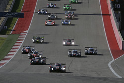 Start: #7 Audi Sport Team Joest Audi R18: Marcel Fässler, Andre Lotterer, Benoit Tréluyer leads