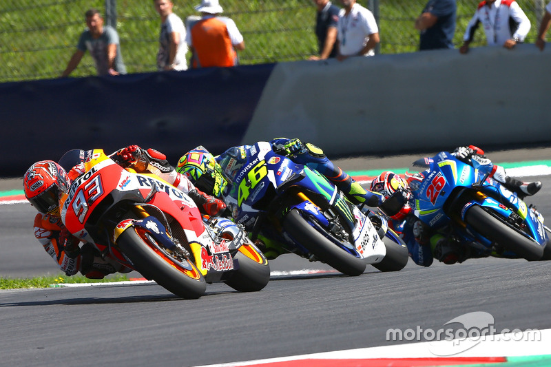 Márquez tient le cap