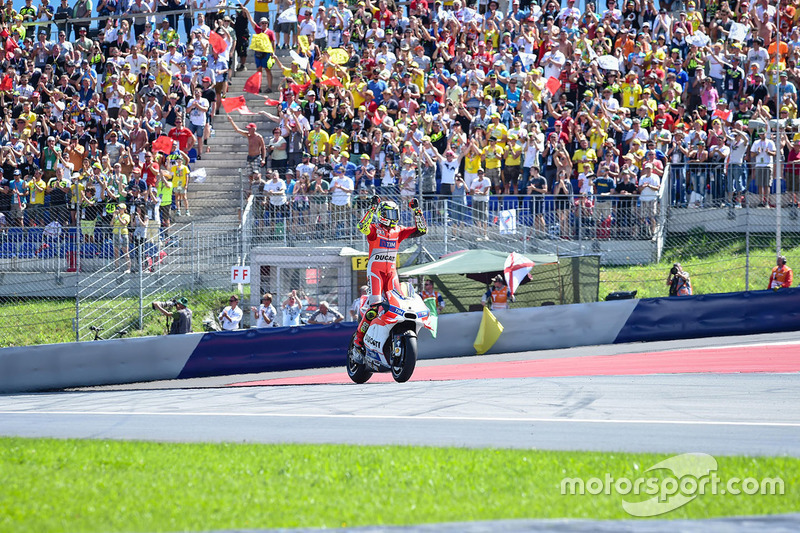 Winner Andrea Iannone, Ducati Team