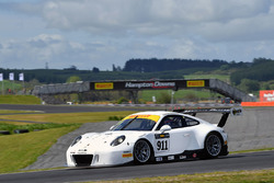#911 Walkinshaw GT3 Porsche 911 GT3-R: John Martin, Duvashen Padayachee