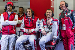 Audi Sport Team Joest Audi R18: Lucas di Grassi, Oliver Jarvis, Marcel Fassler et le Dr. Wolfgang Ullrich