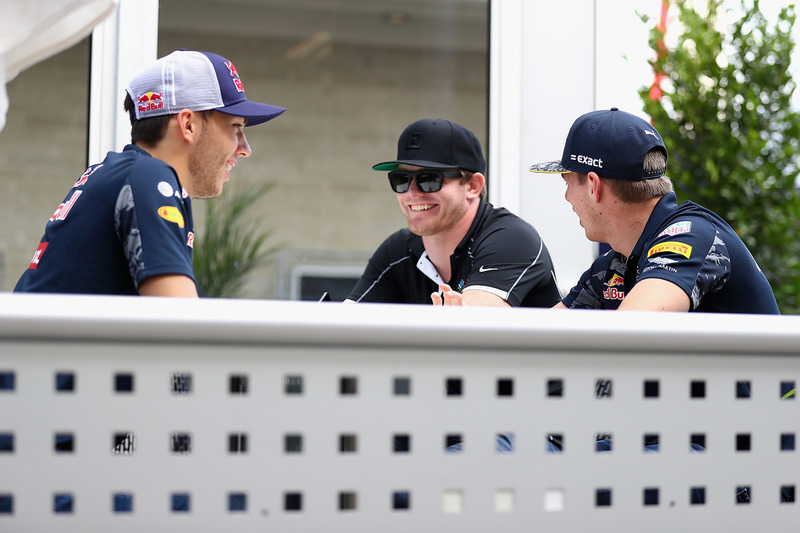 Max Verstappen, Red Bull Racing talks with IndyCar driver Conor Daly and Pierre Gasly, Red Bull Raci