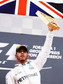 Race winner Lewis Hamilton, Mercedes AMG F1 celebrates on the podium