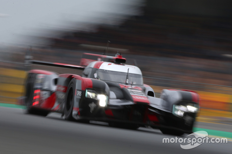 #7 Audi Sport Team Joest Audi R18: Marcel Fassler, Andre Lotterer, Benoit Tréluyer