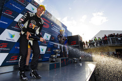 Podium: third place Will Davison, Tekno Autosports Holden