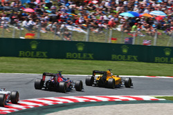 Kevin Magnussen, Renault Sport F1 Team RS16