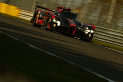 #8 Audi Sport Team Joest Audi R18 e-tron quattro: Lucas di Grassi, Loic Duval, Oliver Jarvis