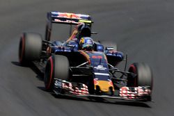 Carlos Sainz, Scuderia Toro Rosso