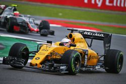 Kevin Magnussen, Renault Sport F1 Team RS16