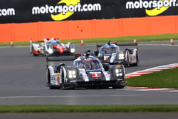 #1 Porsche Team Porsche 919 Hybrid: Timo Bernhard, Mark Webber, Brendon Hartley