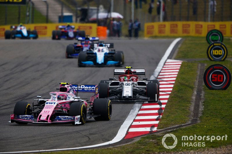 Lance Stroll, Racing Point RP19, Antonio Giovinazzi, Alfa Romeo Racing C38, George Russell, Williams Racing FW42, y Daniil Kvyat, Toro Rosso STR14