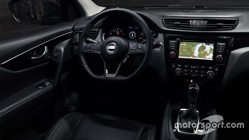 Nissan Rogue Sport 2020 року