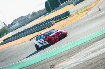 Nicolò Pezzuto, Massimiliano Pezzuto, Volkswagen Golf GTI TCR