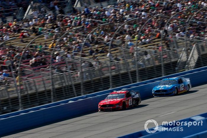 Daniel Suarez, Stewart-Haas Racing, Ford Mustang Haas Automation Ryan Blaney, Team Penske, Ford Mustang PPG