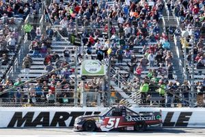 Race Winner Kyle Busch, Kyle Busch Motorsports, Toyota Tundra Cessna