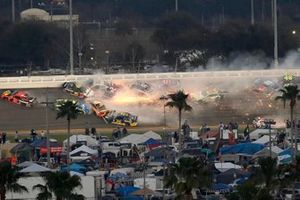 Big One: Massencrash beim Daytona 500 des Jahres 2019