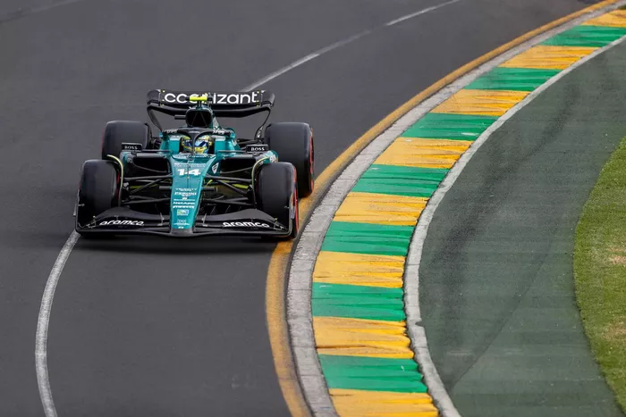 Fernando Alonso, Aston Martin AMR23