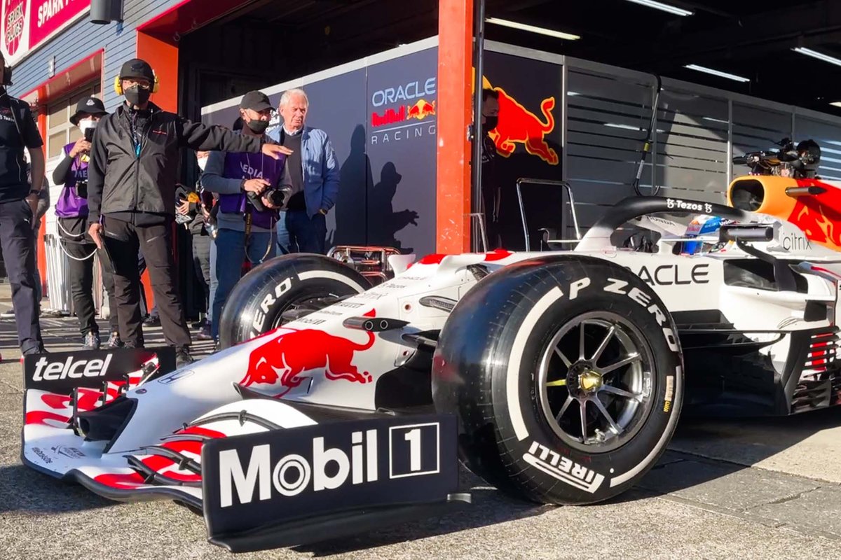 Red Bull RB16B