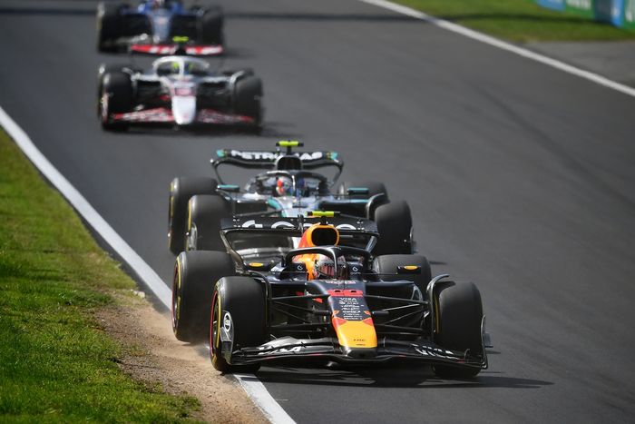 Oliver Bearman, Haas F1 Team, Yuki Tsunoda, Red Bull Racing Team, Andrea Kimi Antonelli, Mercedes