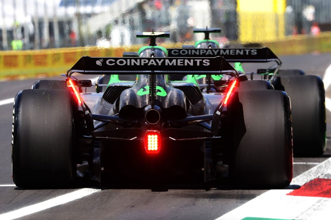 Nico Hulkenberg, Sauber, Gabriel Bortoleto, Sauber
