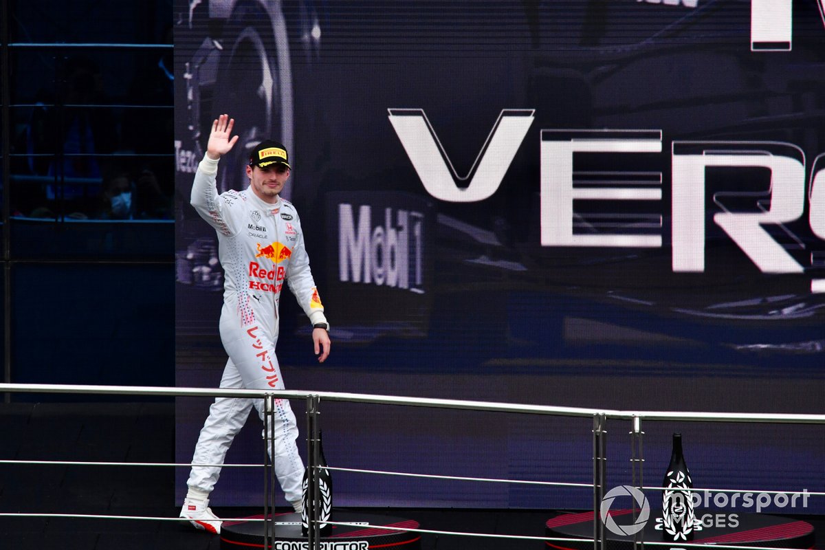 Podio: segundo lugar Max Verstappen, Red Bull Racing