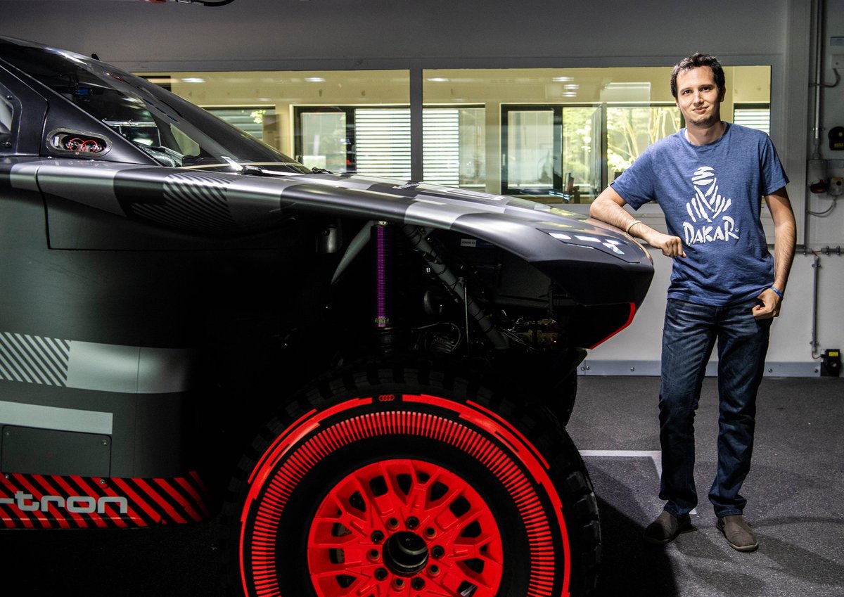 Presentazione Audi RS Q e-tron