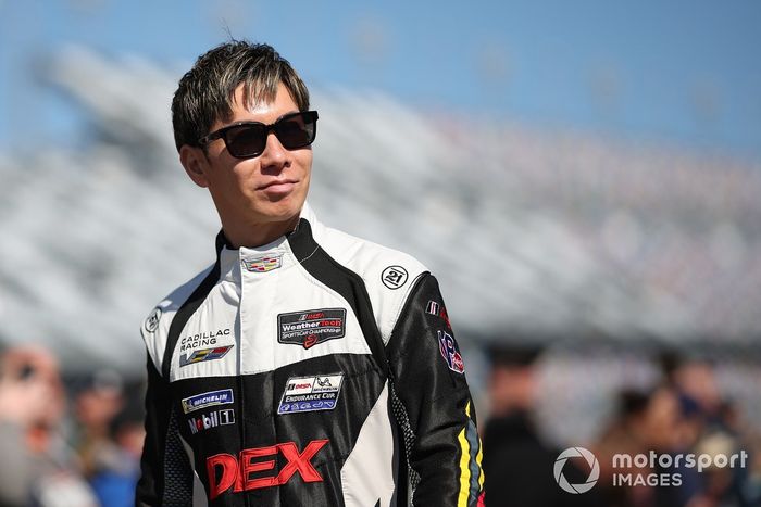 #40 Cadillac Wayne Taylor Racing Cadillac V-Series.R: Kamui Kobayashi